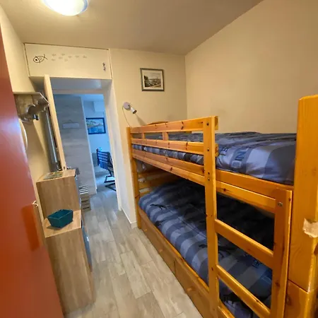 Et Parking A 300m De La De * Frejus